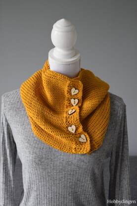 Ruska Cowl