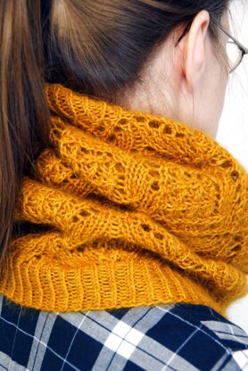 Golden Hour Cowl