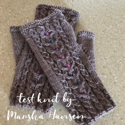 Cables and Beads Mittens