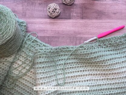 Textured gradient shawl