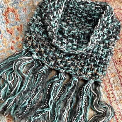 Stevie Fringe Cowl