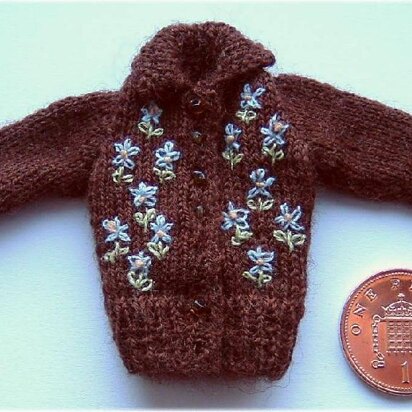 1:12th scale Ladies Embroidered jumper and cardigan