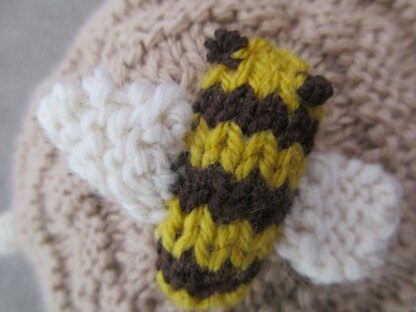 Busy Bee Tea Cosy