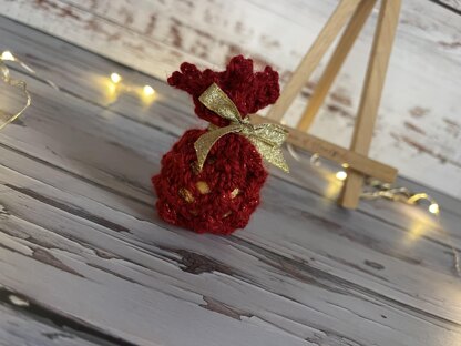 Lacy Parcel Favour Ferrero Rocher Cover Knitting Pattern