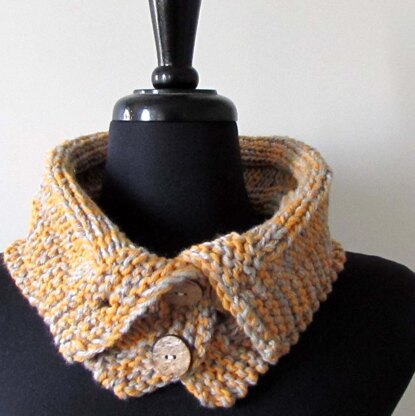 Crosstown Buttoned Cowl
