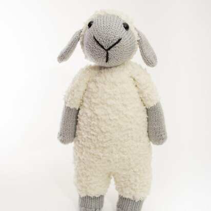 Sawyer the sheep - knitting pattern