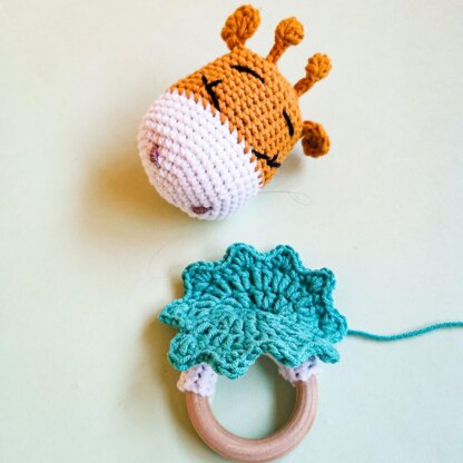 Giraffe Rattle