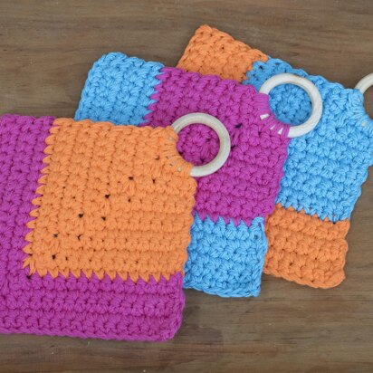Potholders with Wooden Rings