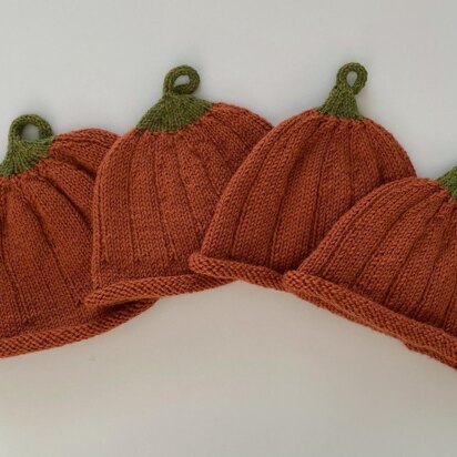 Pumpkin beanie hat