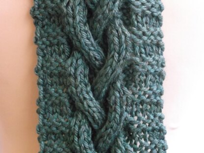 Chunky Cable Cowl