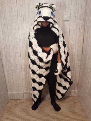 Crochet Snow Tiger Hooded Blanket