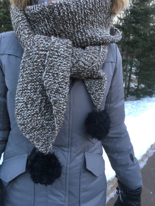 Pom Pom scarf