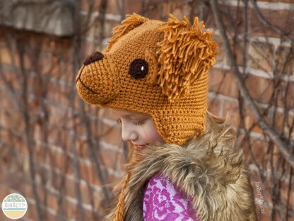 Leo The Labrador and Golden Retriever Hat