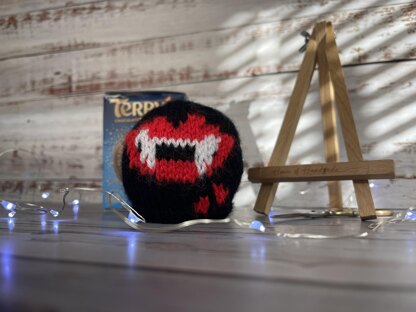 Vampiress Chocolate Orange Cover Knitting Pattern