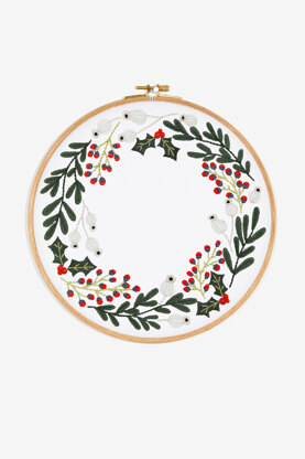 DMC Christmas Day Wreath Embroidery Pattern - PAT1634_2