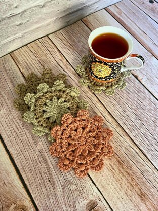 Regally Yours Coasters + Bonus Tree