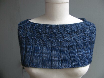 Tapered Cowl and Fingerless Mitts