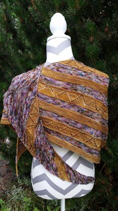 Honey Bee Shawl