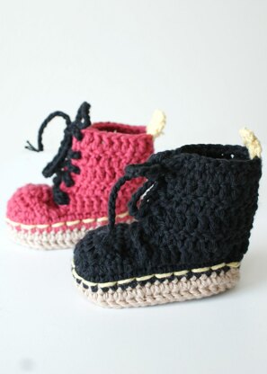 Crochet Combat Booties