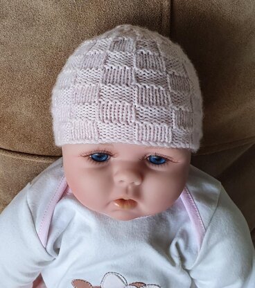 Whitney - 4ply baby beanie