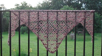 Nutmeg lace shawl
