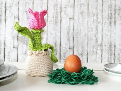 Tulip - Egg Sitter - Egg Cozy - Amigurumi