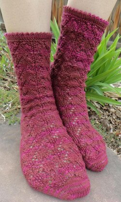 Plum Yummy Socks