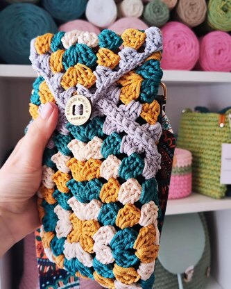Oasis Pouch Bag