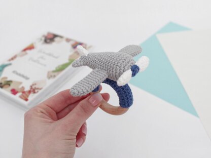 Airplane baby rattle crochet pattern amigurumi