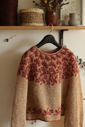 Between petals pullover