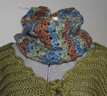 Split Shell Cowl