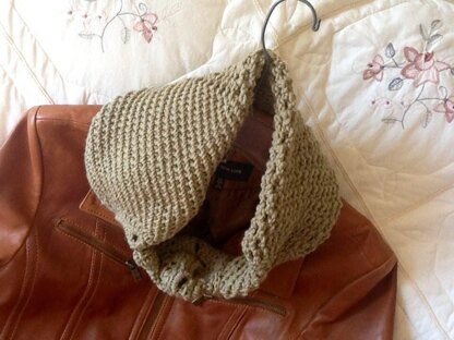 Crocheted Cowl