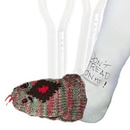 Diamondback Rattlesnake Cast Sock in Lion Brand Wool-Ease