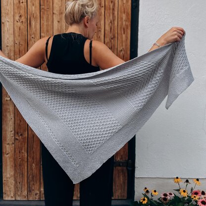 Ava Shawl