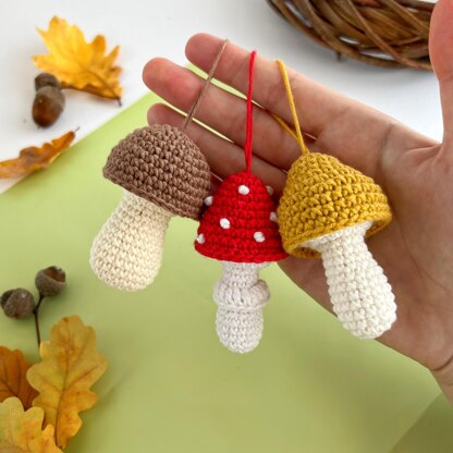 Crochet mushrooms pattern no sew Amigurumi keyring Autumn decor crochet ornament Car mirror hanger Bag charm keychain