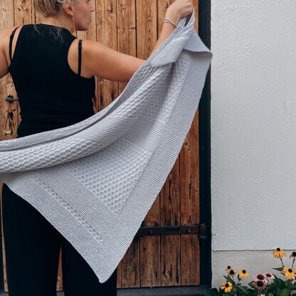 Ava Shawl
