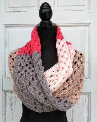 Lollipop Infinity Scarf & Crocheted Flower