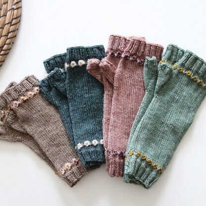 Melanie Berg Rainy Day Mitts PDF