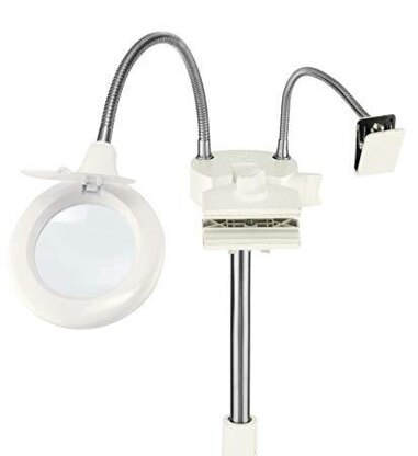 Daylight Studios D25020 - LED Magnifying Lamp & Chart Holder (To Suit StitchSmart)