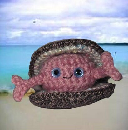 Happy the Clam - amigurumi