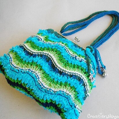 Mediterranean sea waves purse