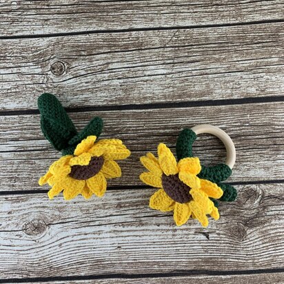 Sunflower Rattle Teething Ring