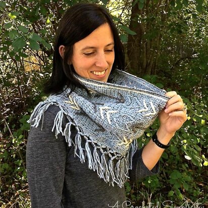 "Boho Chic" Arrow Fringed Cowl