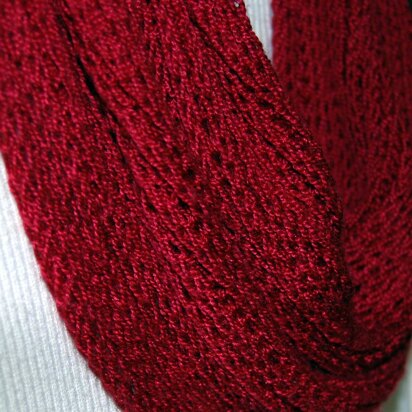 Cranberry Crush Cowl