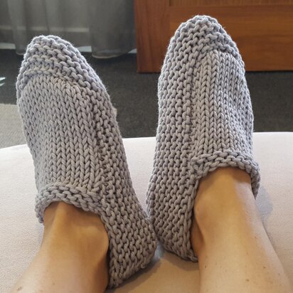 Saxon - chunky family slippers - knitting pattern