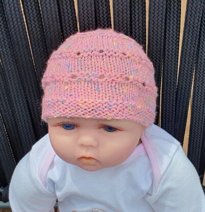 Cindy - babies eyelet stitch hat