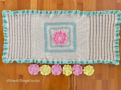 Spring Table Runner & Flower Coaster Set