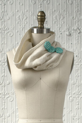 Collarin Scarf in Manos del Uruguay Silk Blend Semi-Solid - 2013E