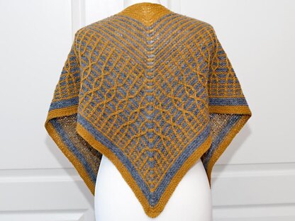 Mika - Triangle shawl