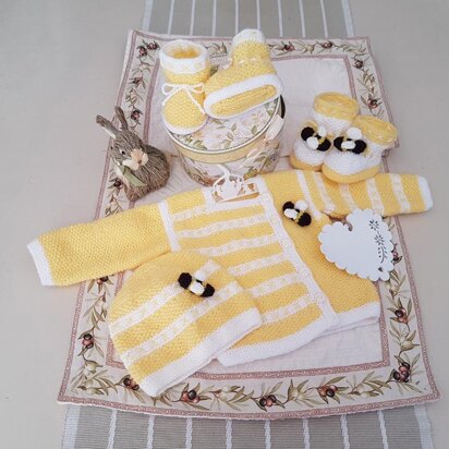 Bunnykids Honey Baby Set (0 - 12 months) - knitting pattern
